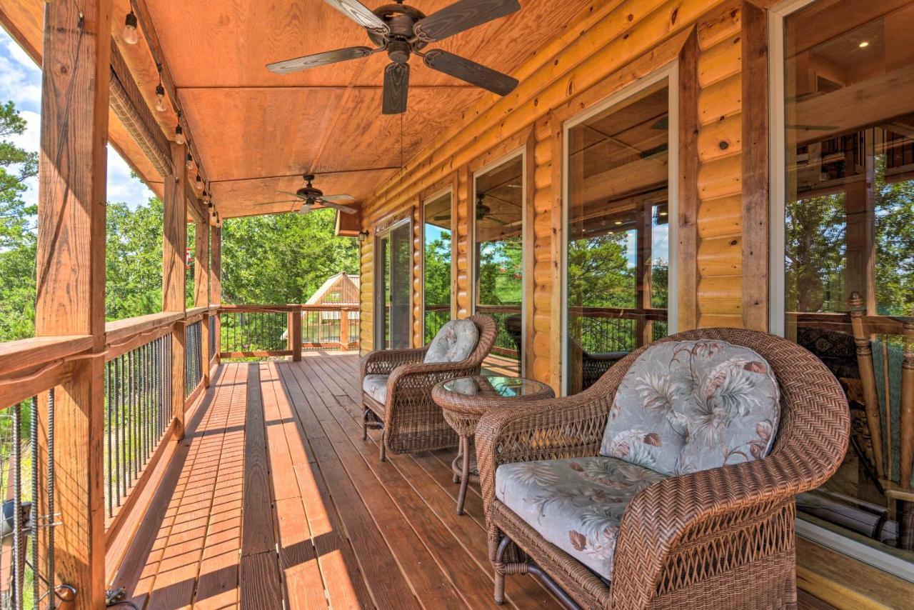 Spacious Log Cabin With Fire Pit And Game Room! 尤里卡斯普林斯 外观 照片